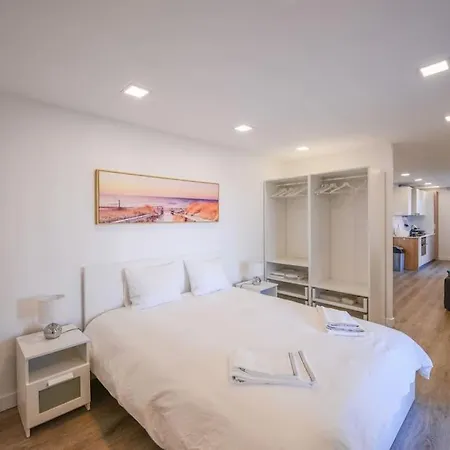 Monchique Islet View House T1 *