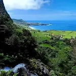 Monchique Islet View House T1